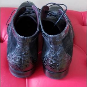 Dress shoes